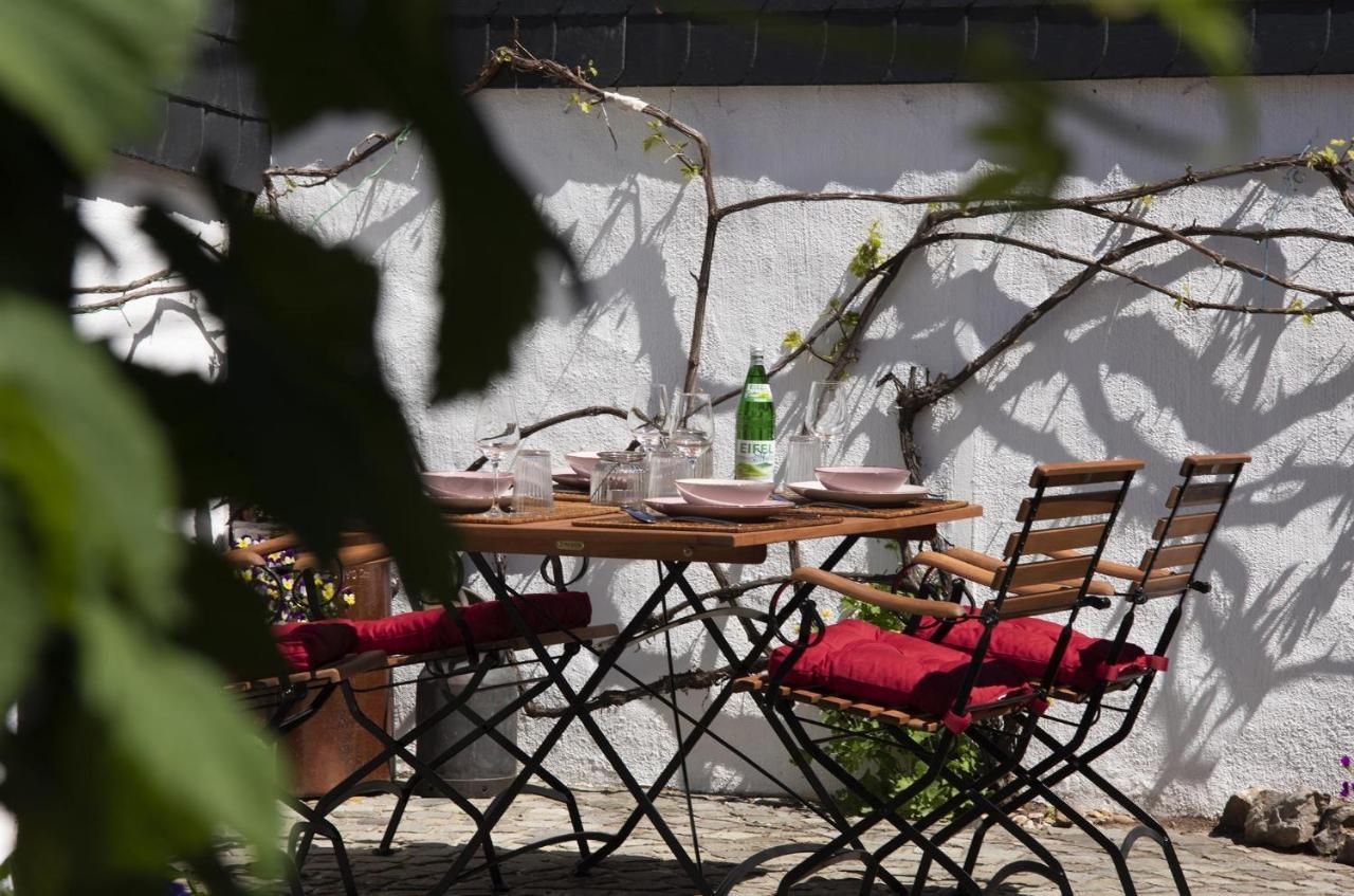 Rosige Zeiten, Ferien Im Fachwerkhaus Mechernich Extérieur photo